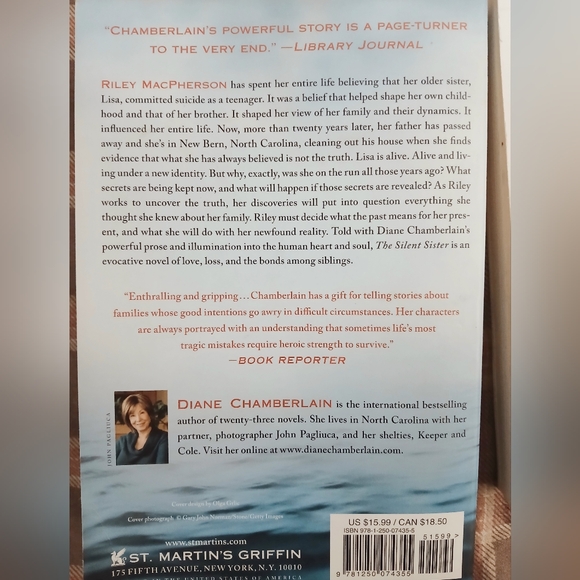 Book Bundle - Picture 4 of 4